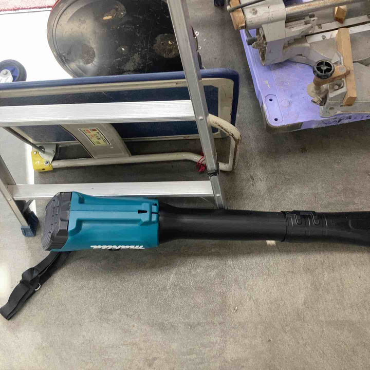 ★マキタ(makita) コードレスブロワ MUB184DZ(本体のみ)【川崎店】