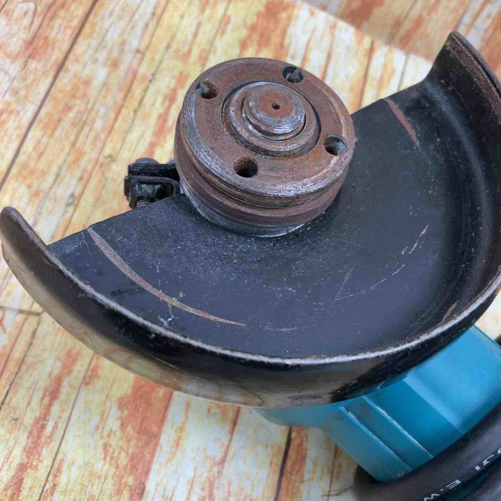 ☆マキタ(makita) 125mm ディスクグラインダ 9535B【川崎店】
