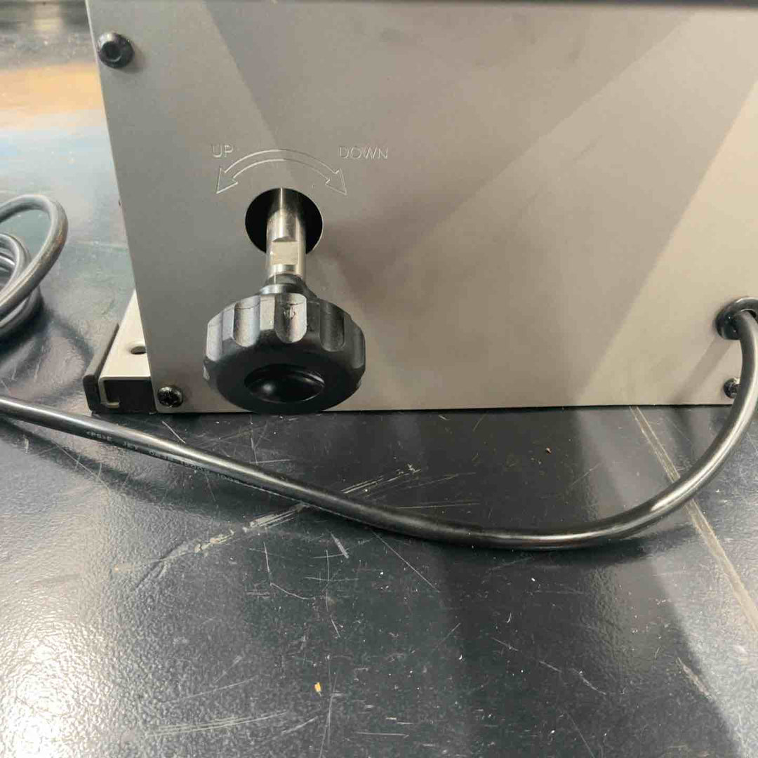 【中古品/店頭受取り限定】 KERV 卓上手押しカンナ盤　T-1418 【藤沢店】