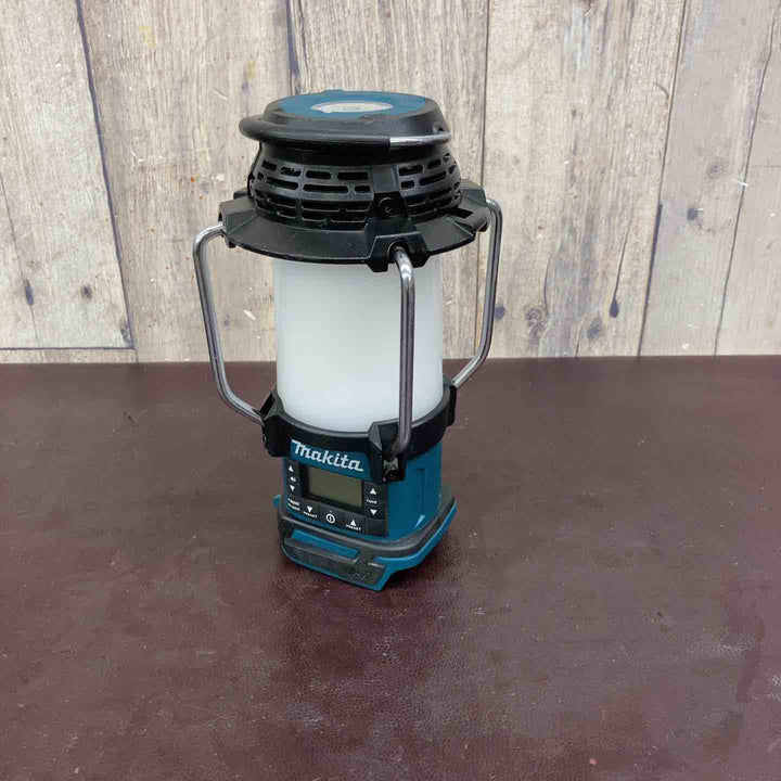 【中古品】 マキタ(makita) コードレスランタン付きラジオ MR054 【東大和店】