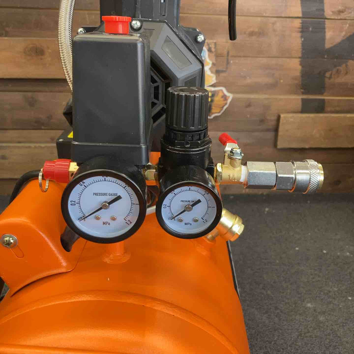 送料無料【美品】アネスト岩田 ハイスピードサイレントエアコンプレッサー HSC089 常圧 24L【柏店】