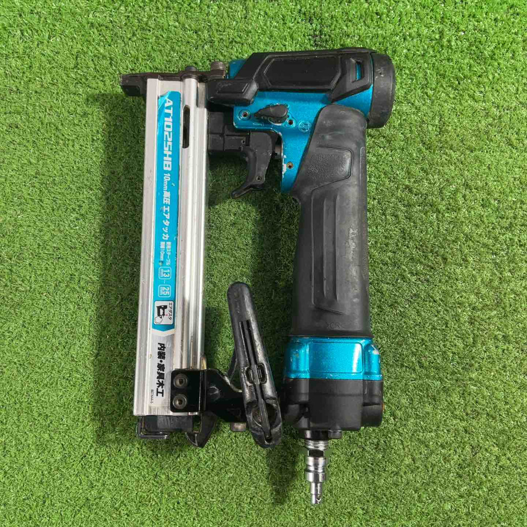 マキタ(Makita) 10mm高圧エアタッカ 青 AT1025HBM【川口店】