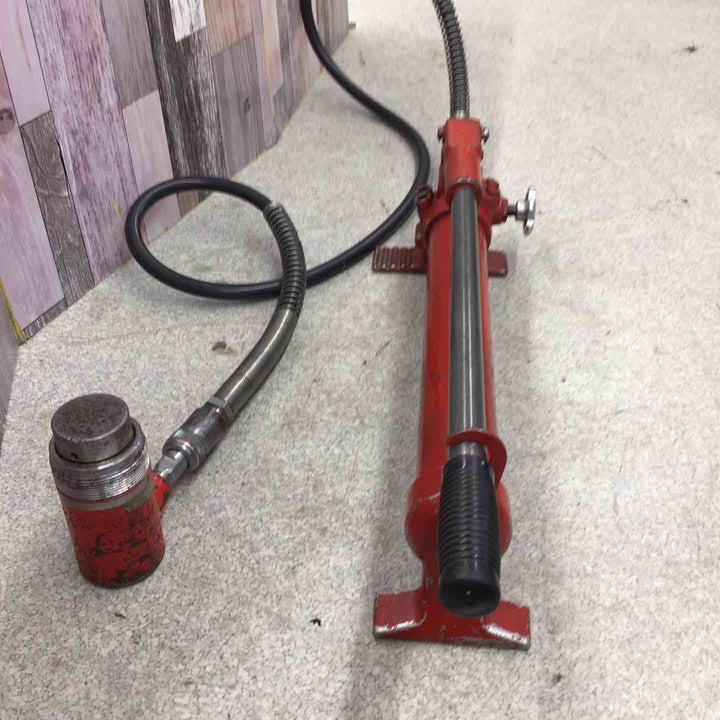 理研 手動油圧ポンプ 型式不明　先端 型式不明【八潮店】