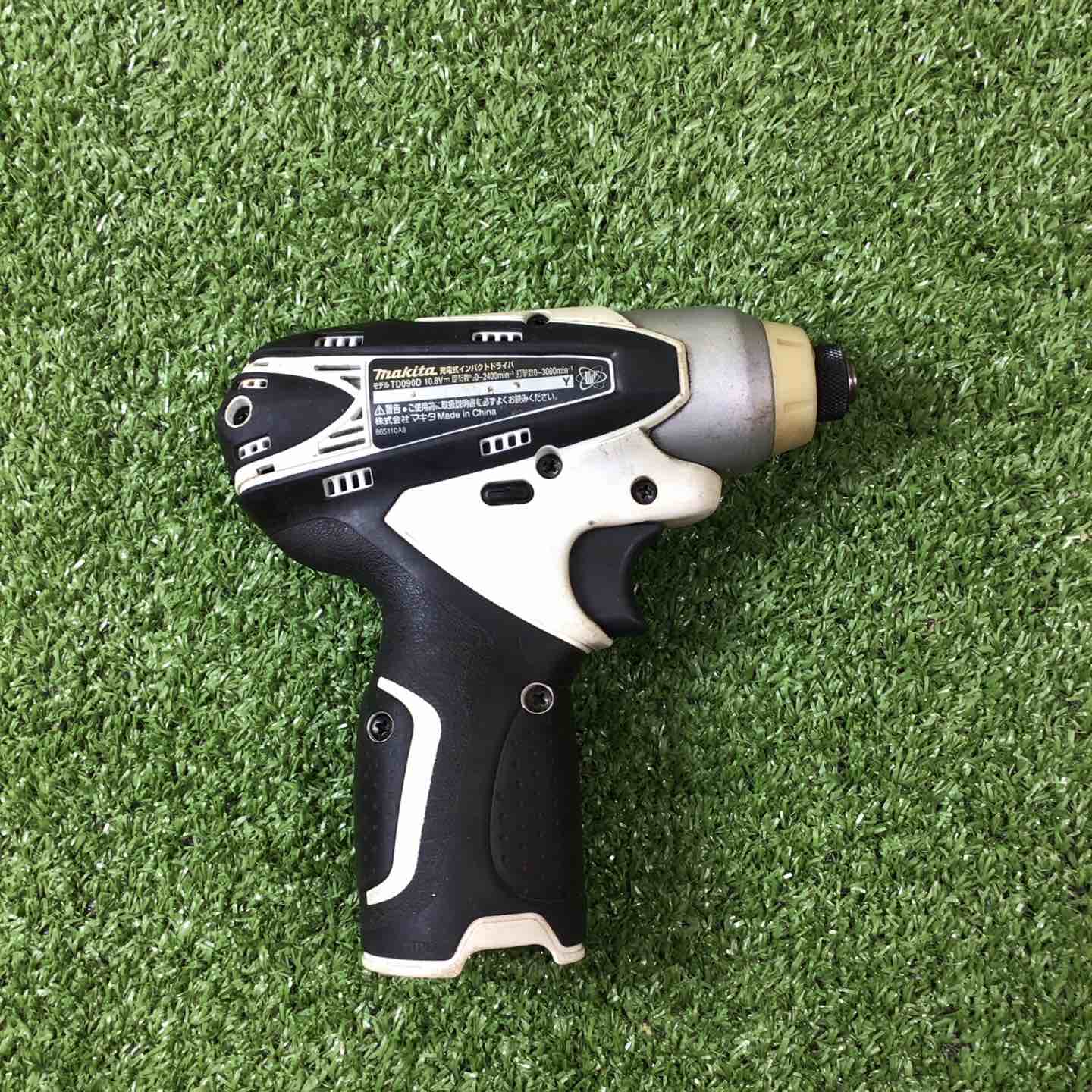 ☆マキタ(makita) コードレスインパクトドライバ TD090DWXW【川崎店】 ☆マキタ(makita) コードレスインパクトドライバ TD090DWXW【川崎店