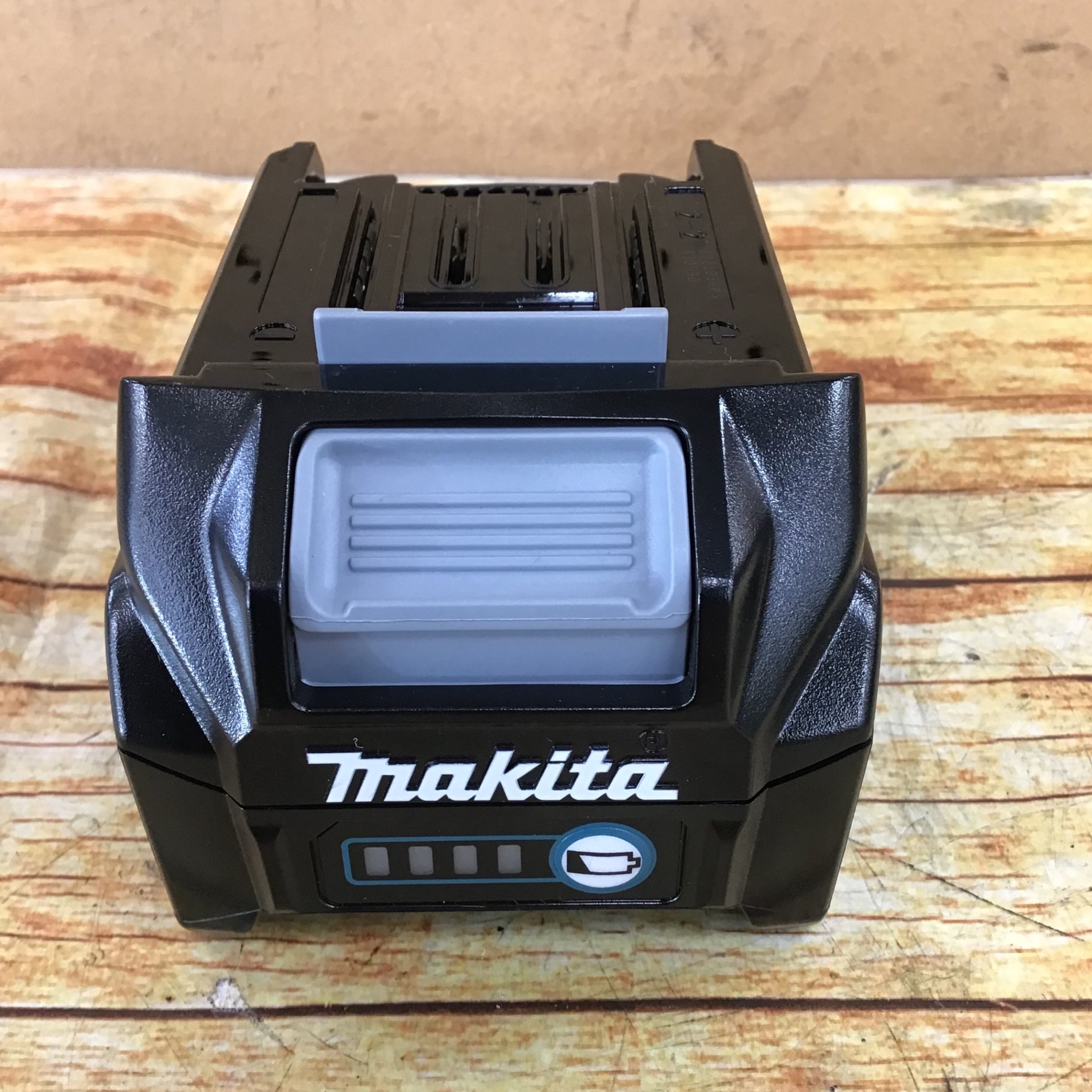 ☆マキタ(makita) リチウムイオンバッテリー 40V/2.5Ah BL4025F【川崎
