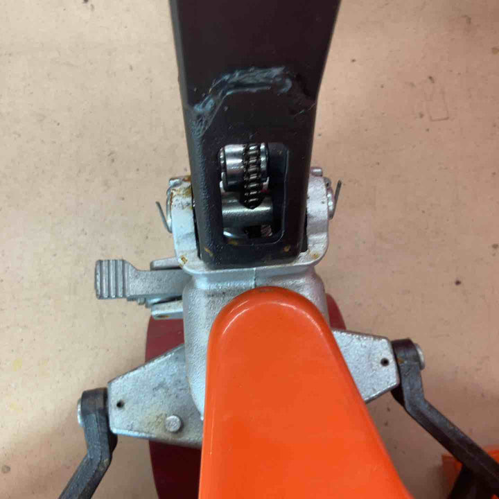 【中古品/店頭受取り限定】 ハンドリフト 2ｔ ハンドフォークリフト 【東大和店】