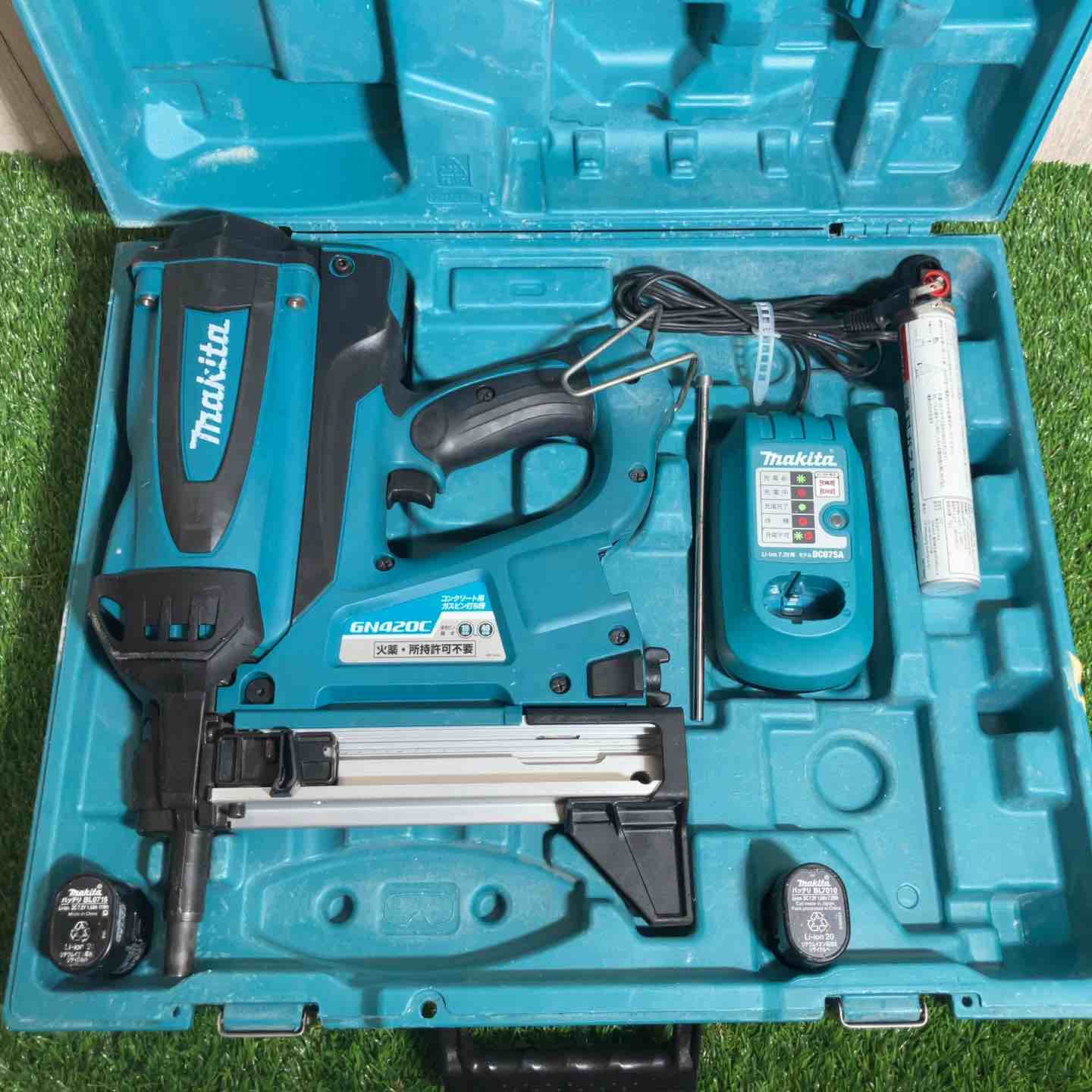 ☆マキタ(makita) コードレスコンクリート用ガスピン打ち機 GN420C