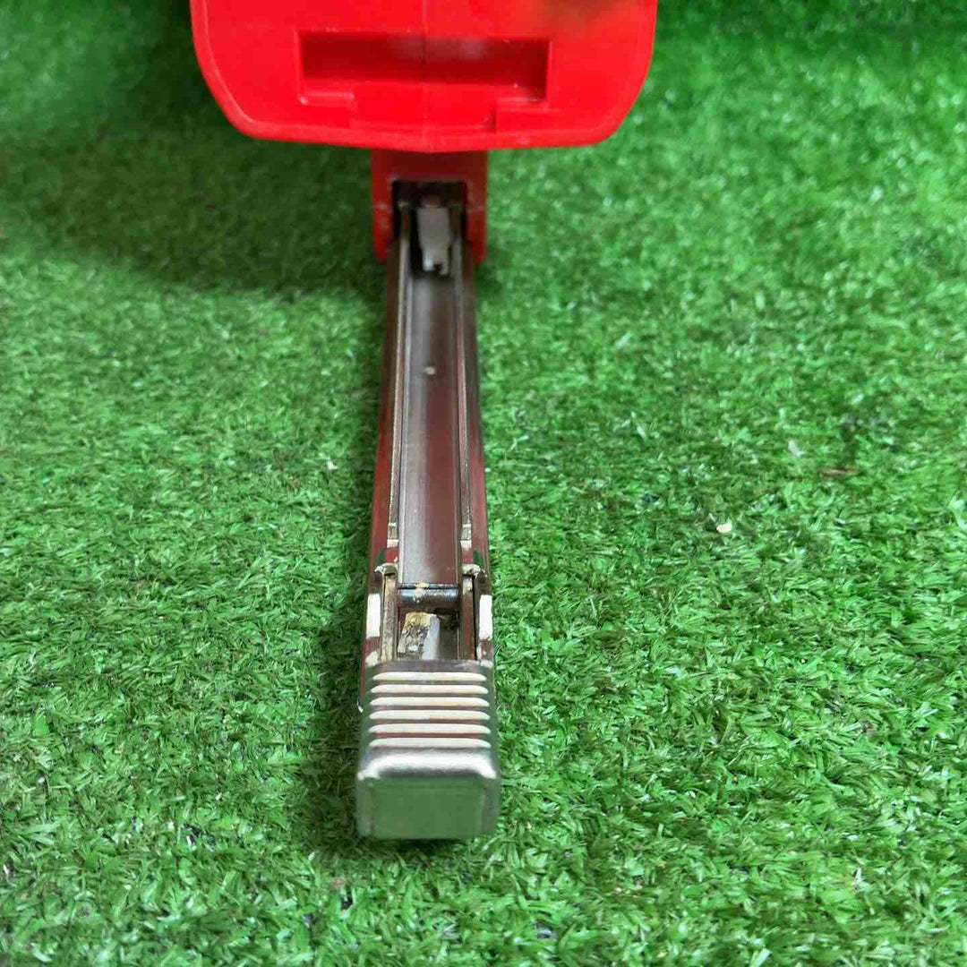 【中古品】 マックス(MAX) コードレスタッカ(本体のみ) 14.4V TG-Z3 【藤沢店】