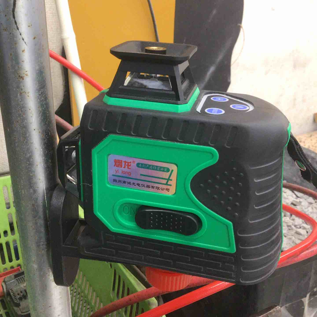 【現状品】 メーカー/型式不明 12ライン グリーンレーザー墨出し器 【鴻巣店】