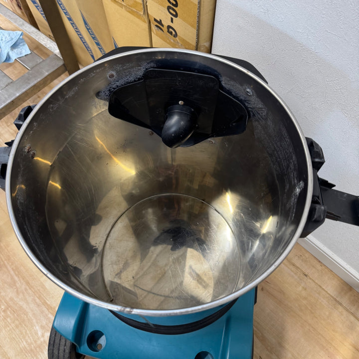 【中古品】マキタ(makita) 集じん機 490【電材館越谷店】