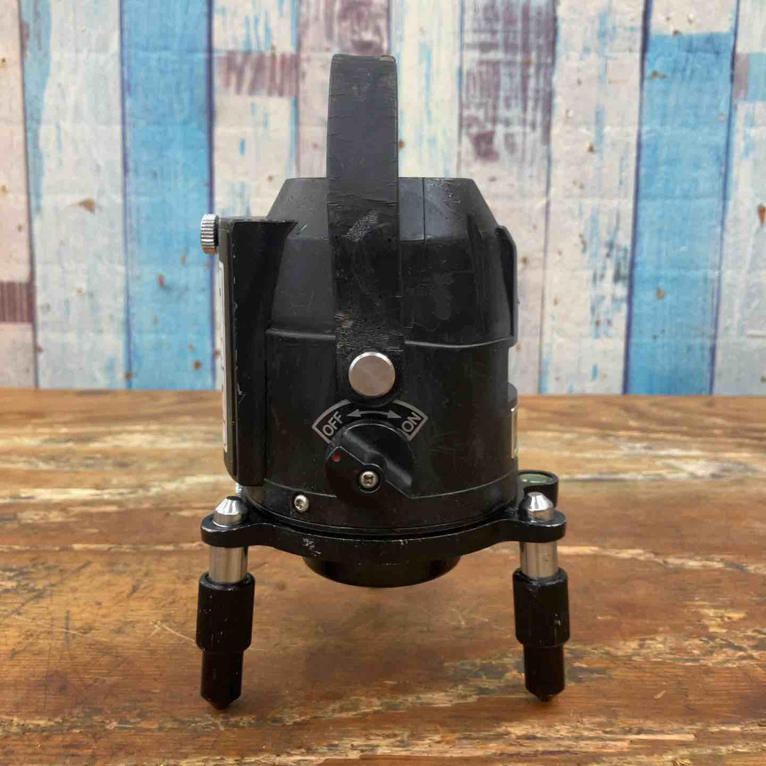 ◇レーザーテクノ(LTC) 水平/垂直ラインレーザー墨出し器 LST-B37【柏店】