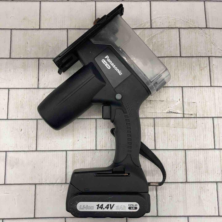 ◇パナソニック(Panasonic) コードレス角穴カッター 本体のみ EZ45A3X-B  ボードカッタ【所沢店】
