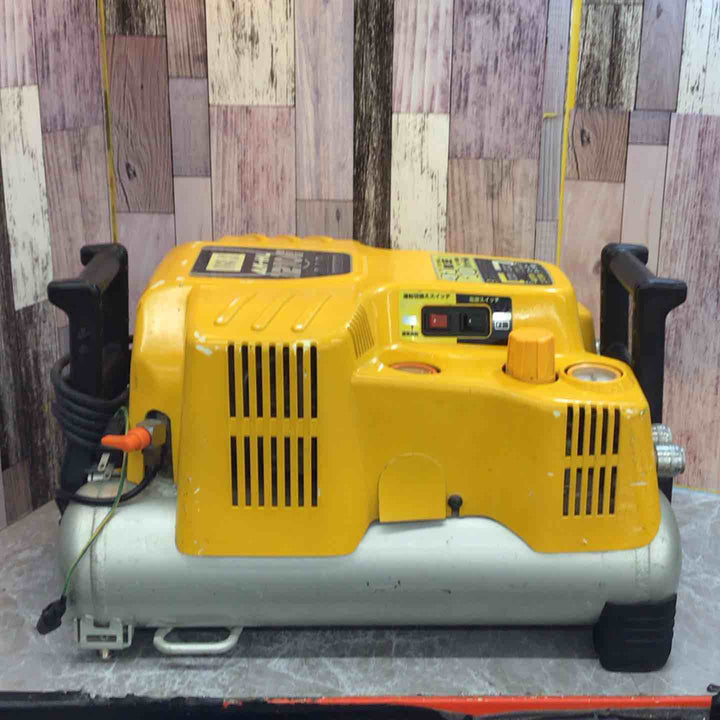 ★マックス(MAX) エアコンプレッサー AK-HL1210E【八潮店】