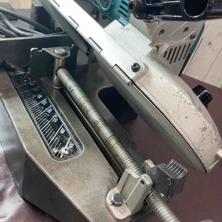 【中古品】 マキタ(makita) ポータブルバンドソー 2107FW 【東大和店】
