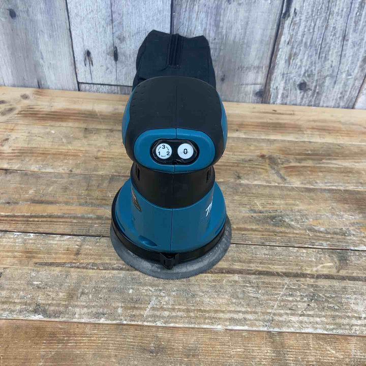 マキタ(makita) コードレスランダムオービットサンダ BO180DZ 【東大和店】