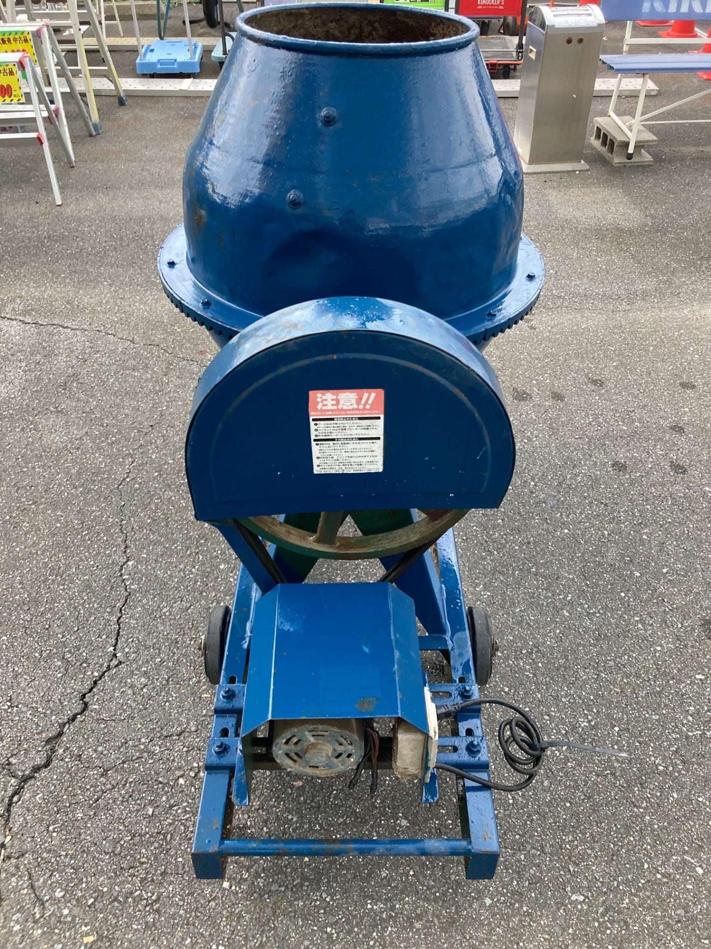 【中古品】日工　NGM-2.5　コンクリートミキサー　100V【引取限定】【熊本けやき通り店】 日工 コンクリートミキサー NGM-2.5 を買取させていただきました