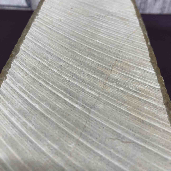 【超希少】 【未使用品】 天然砥石 産地不明 重量約5.0Kg 長さ約250mmｘ幅約90mmｘ高さ約105mm 番手細かめ 若狭田村山？ 京都正本山？ 【東大和店】