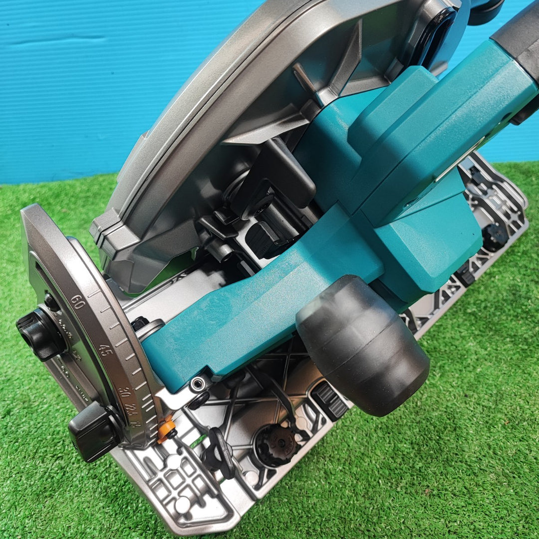 マキタ(Makita) 260ミリ充電式マルノコ 40Vmax バッテリ・充電器別売 HS011GZ 青【岩槻店】