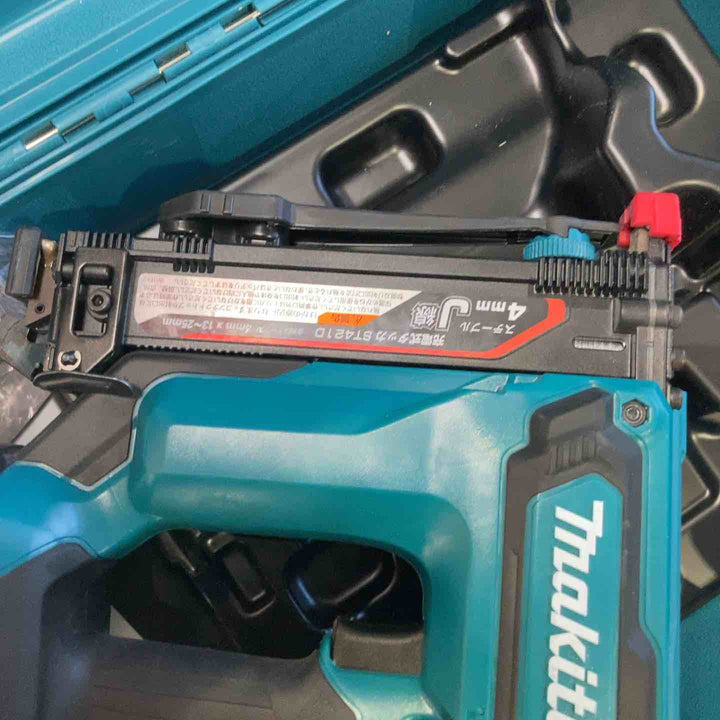 ★マキタ(makita) コードレスタッカー ST421DZK【町田店】