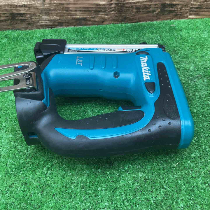 ☆マキタ(makita) コードレスタッカ ST420DZK【川越店】