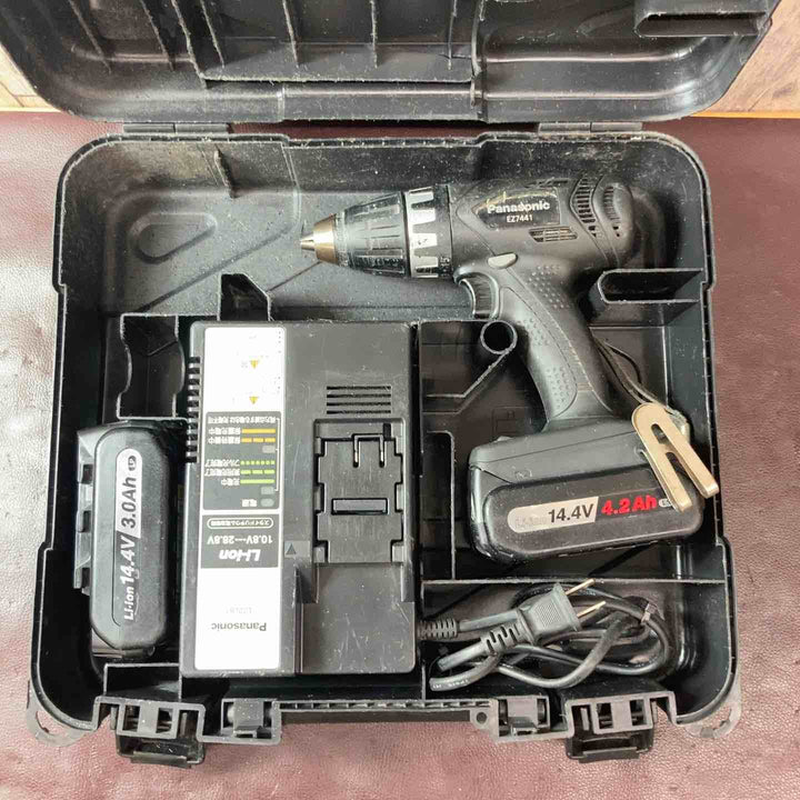 【中古品】 パナソニック(Panasonic) 充電式ドリルドライバ EZ7441LR2S-B 【東大和店】