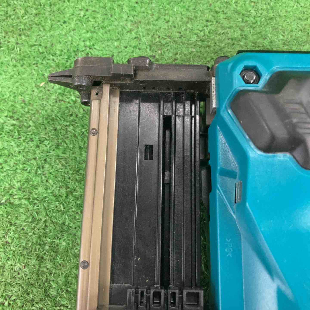 ★マキタ(makita) コードレスピンネイラ PT354DZK【川崎店】