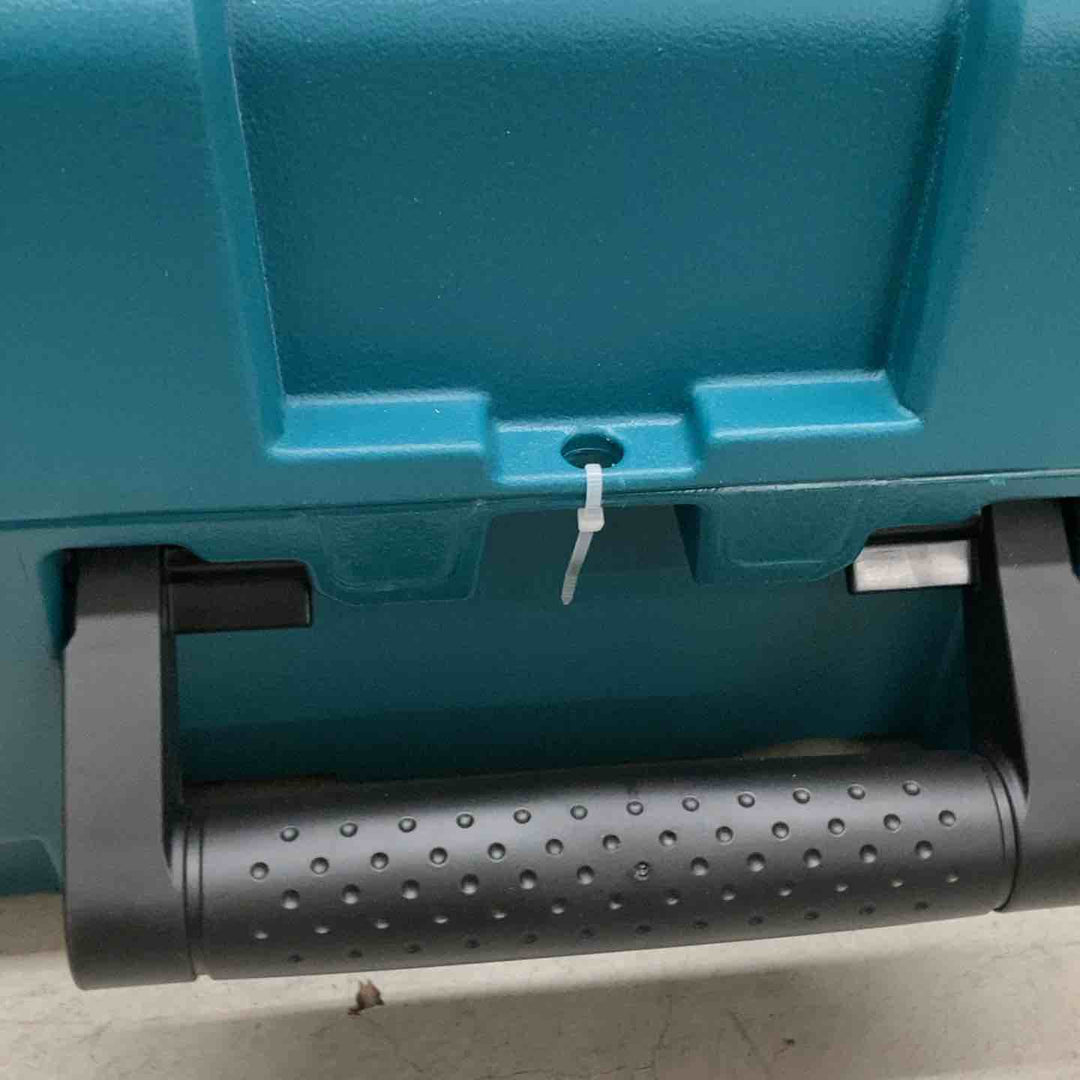 ★マキタ(makita) 電動ハンマ HM1511_100V 未開封品【戸田店】