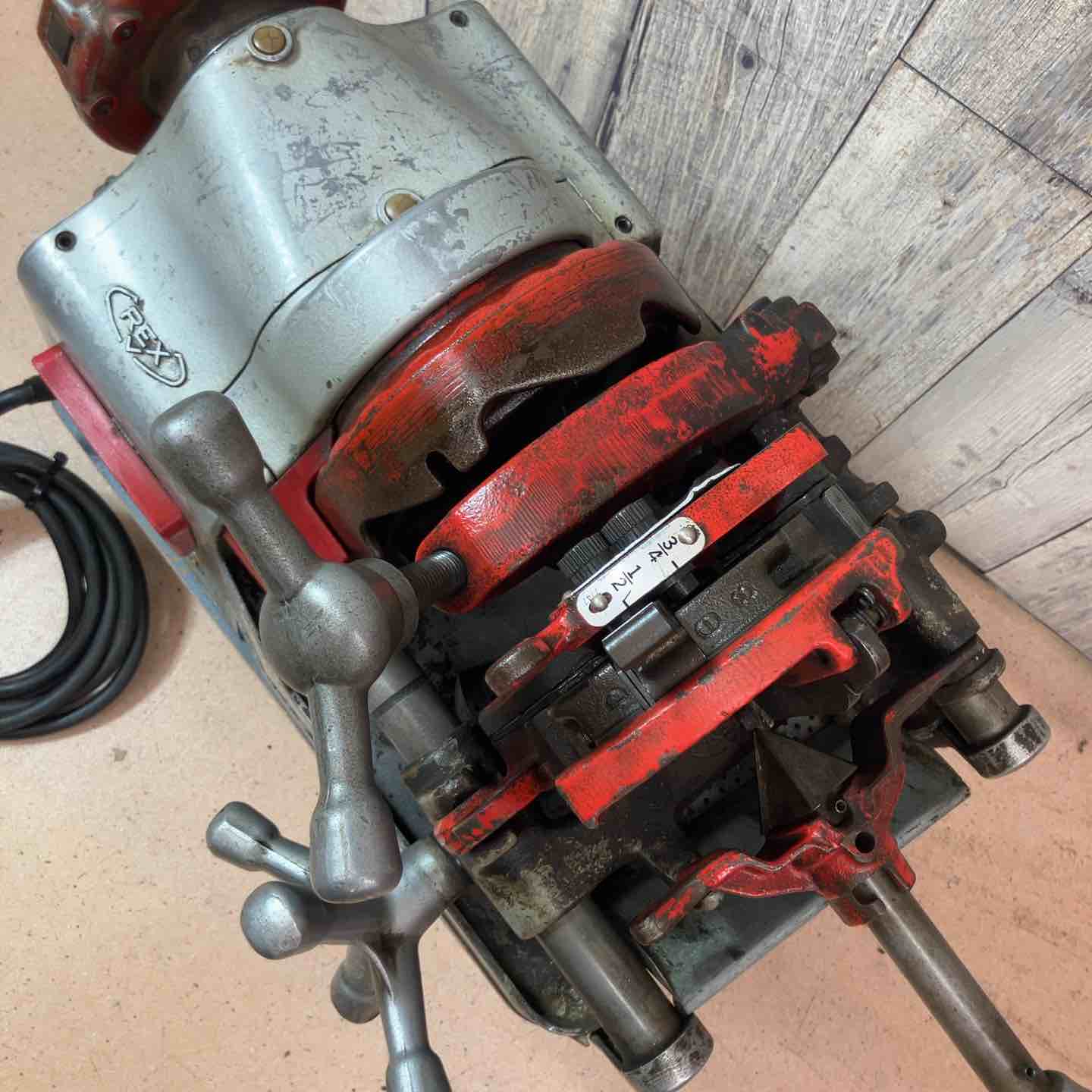 中古品／店頭受取り限定】 レッキス(REX) ねじ切り機 N40A3 N40AⅢ