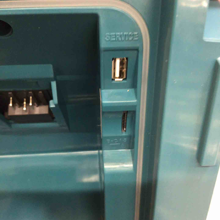 ☆マキタ(makita) コードレスラジオ付テレビ TV100【八潮店】