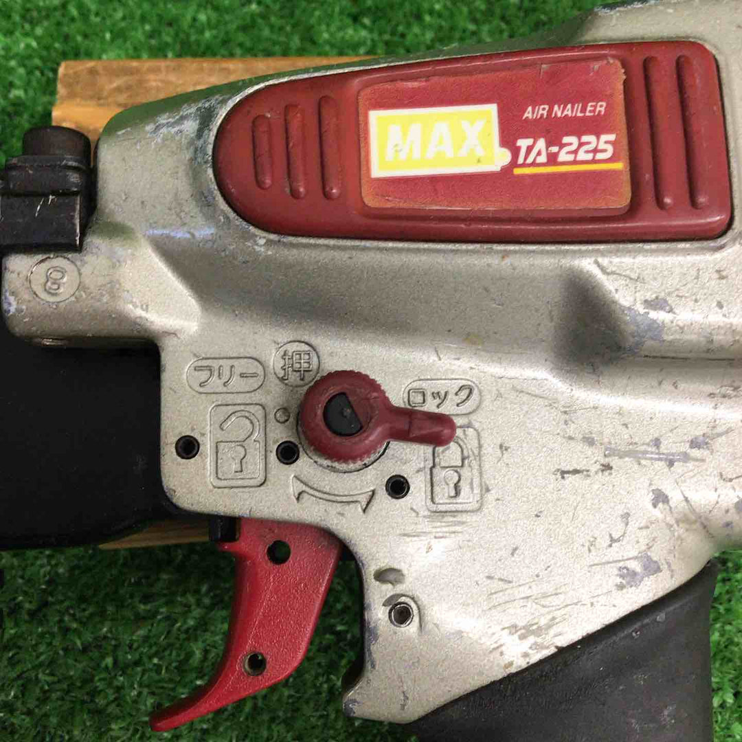 【中古品】 マックス/MAX 常圧エアタッカー TA-225C/425J 【鴻巣店】