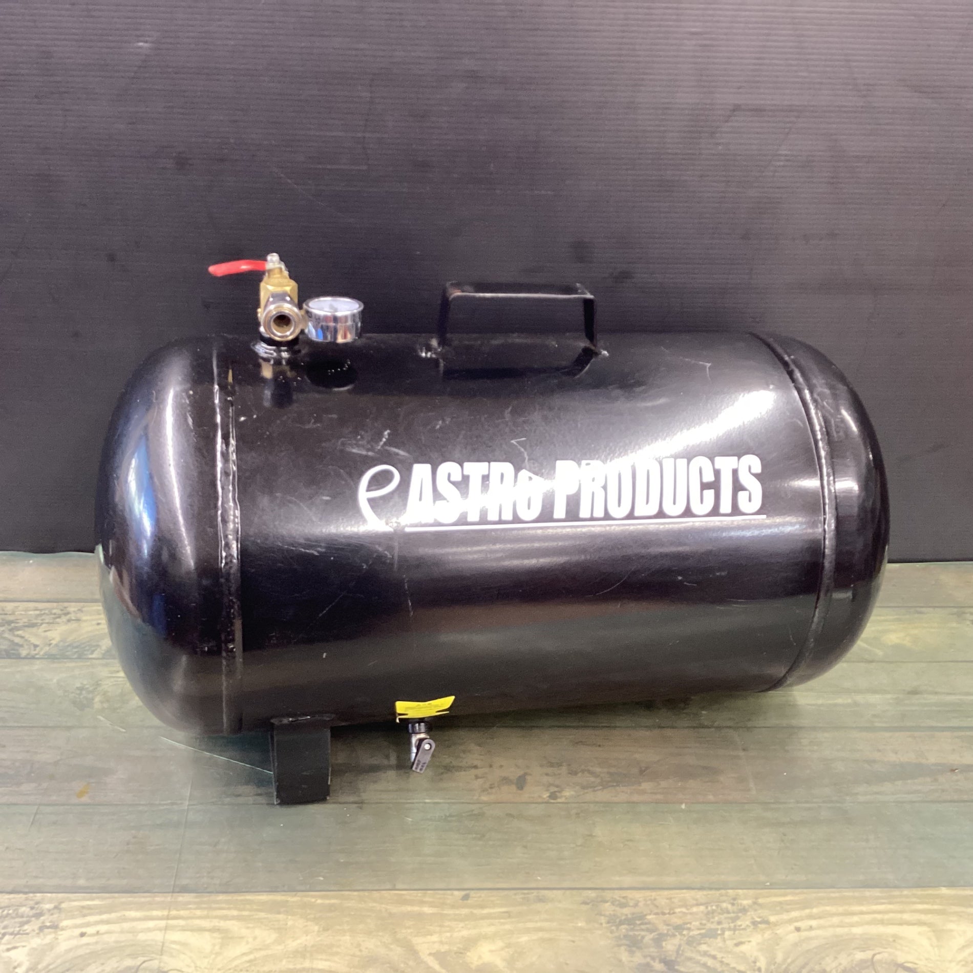 ○アストロプロダクツ エアサブタンク 38L【東大和店】 – アクト ○アストロプロダクツ エアサブタンク 38L【東大和店】 – アクト
