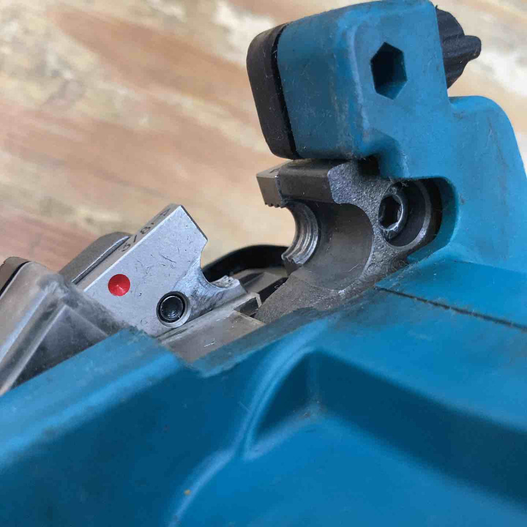 【中古品】◇マキタ(makita) コードレス全ネジカッター SC102DZ 14.4V/18V 本体のみ【柏店】