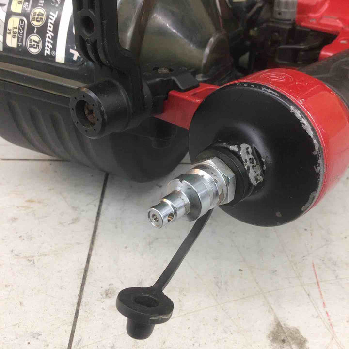 【中古品】 マキタ/makita 高圧エア釘打ち機 AN711H 【鴻巣店】