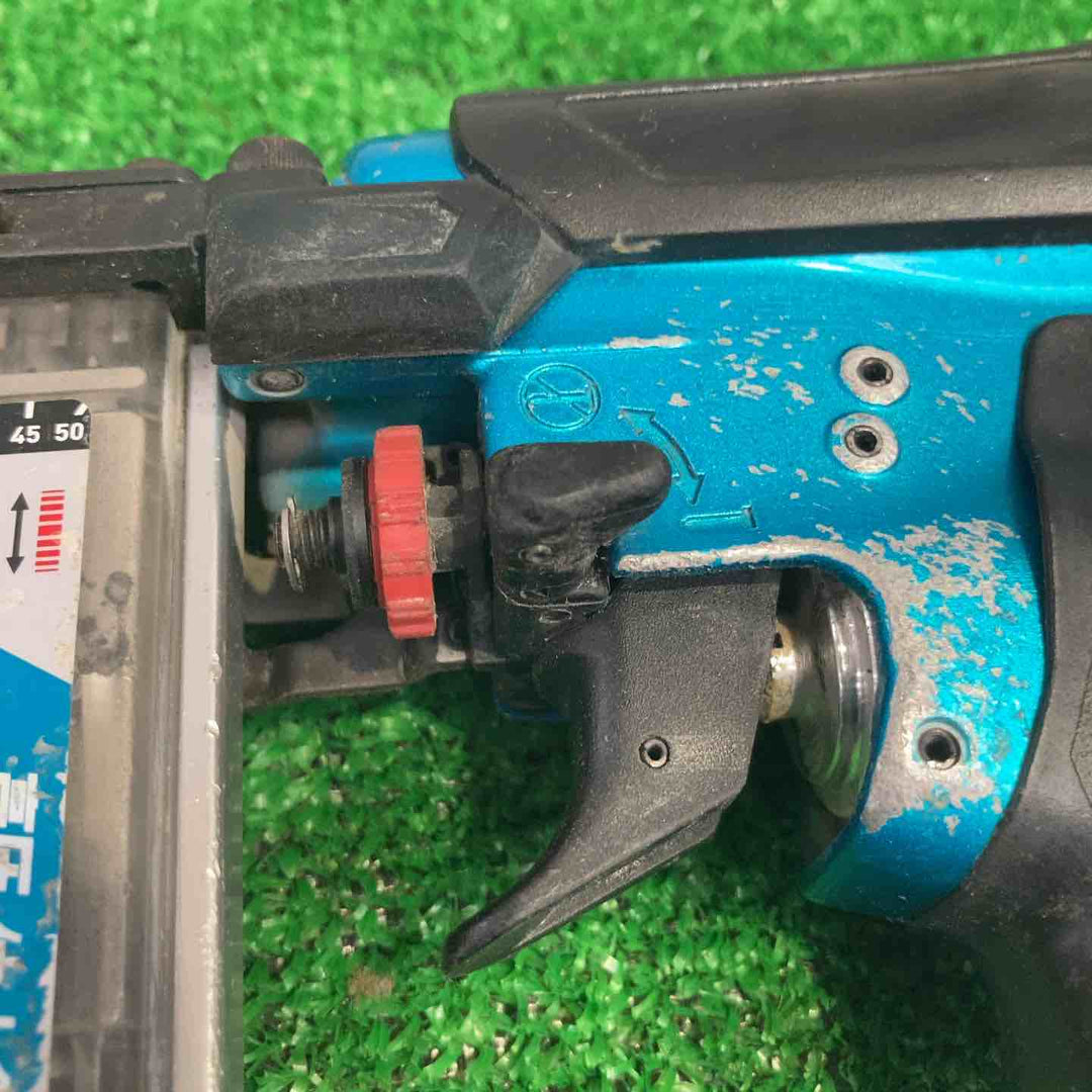 ★マキタ(makita) 高圧フィニッシュネイラ AF552HM【町田店】