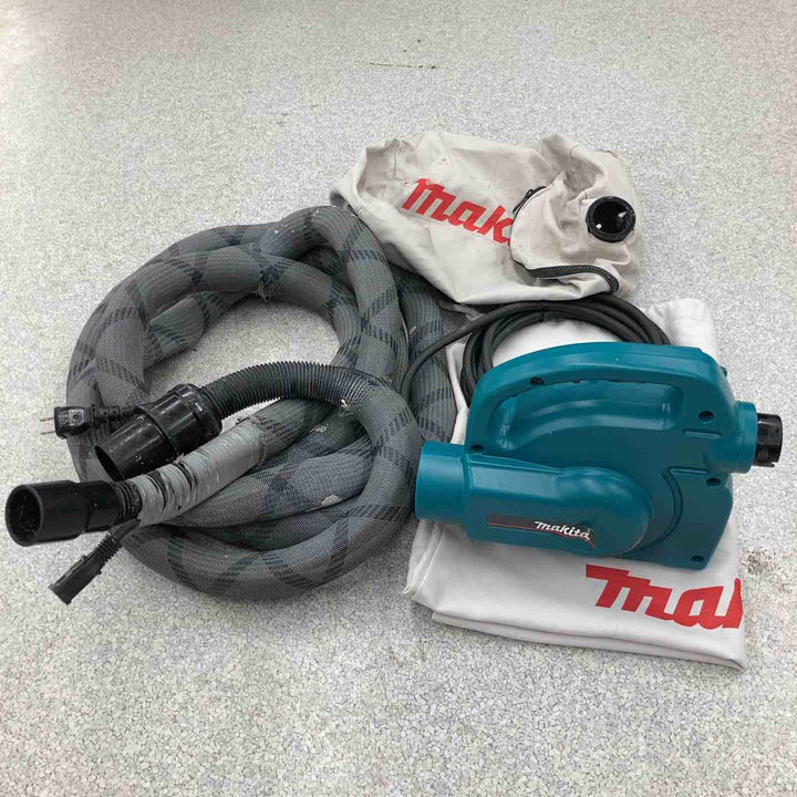 【中古品】★マキタ makita 小型集じん機 乾式 450(P) ホース 集じん袋 袋付き【八潮店】