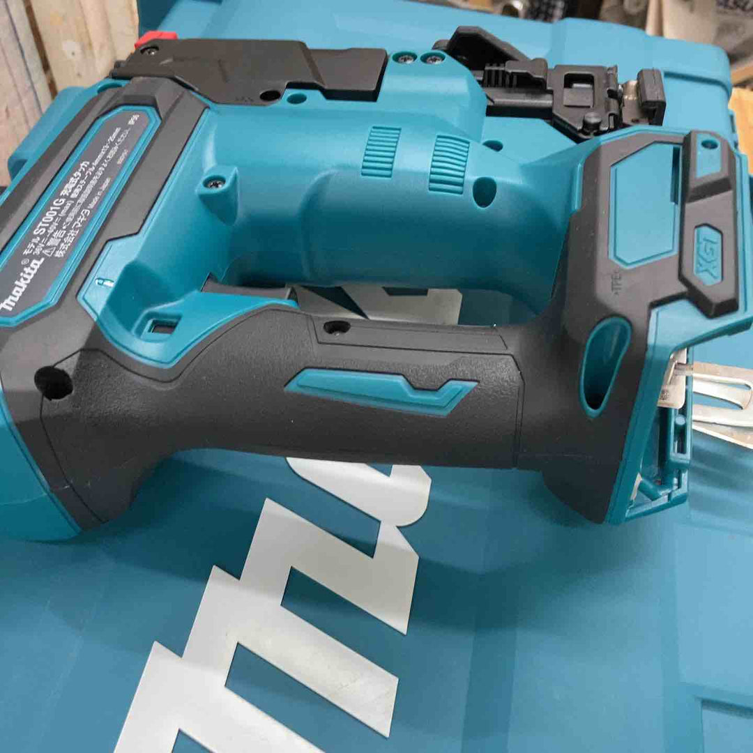 ★マキタ(makita) コードレスタッカー ST001GZK【柏店】