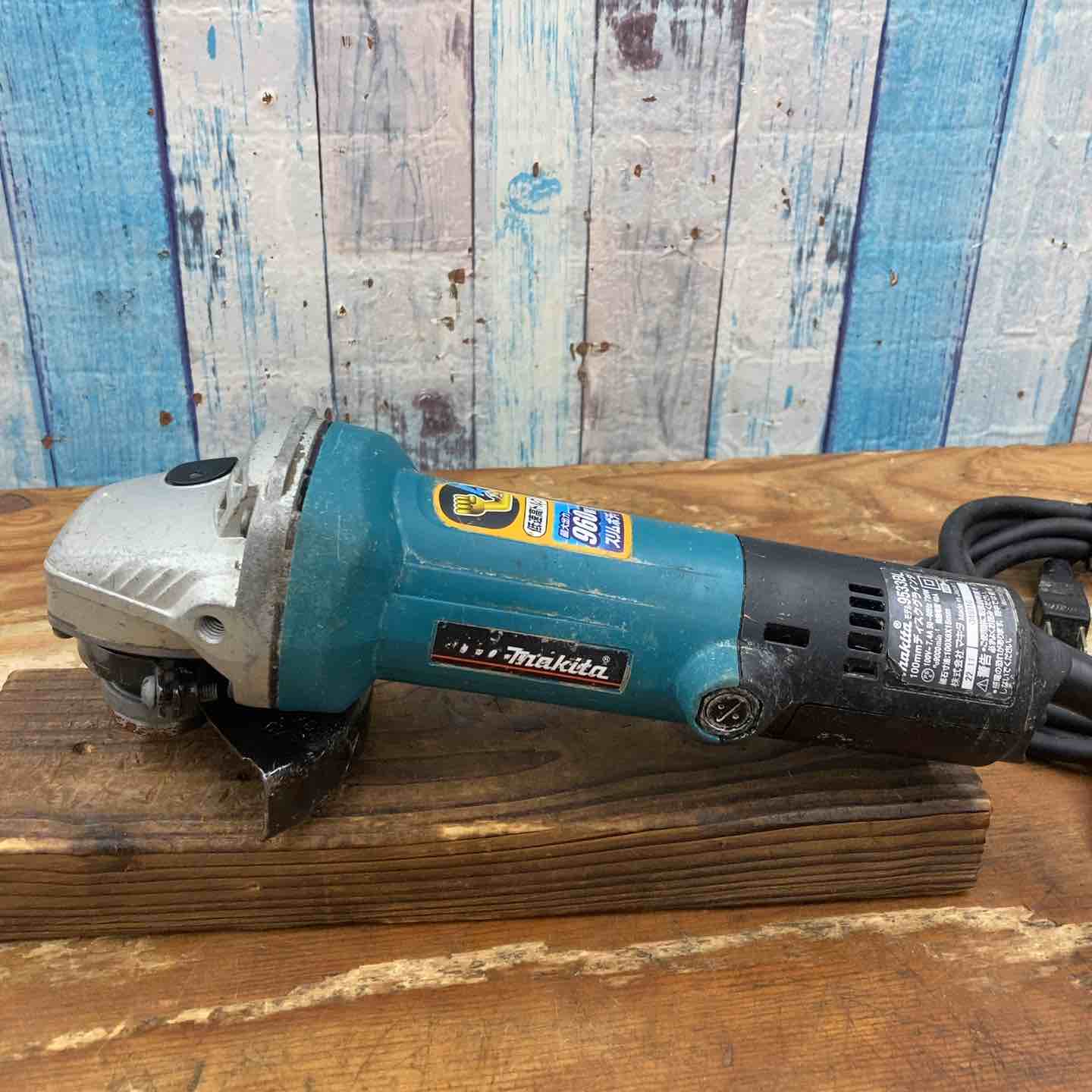 ☆マキタ(makita) ディスクグラインダ 低速高トルク ブレーキ付 100mm 