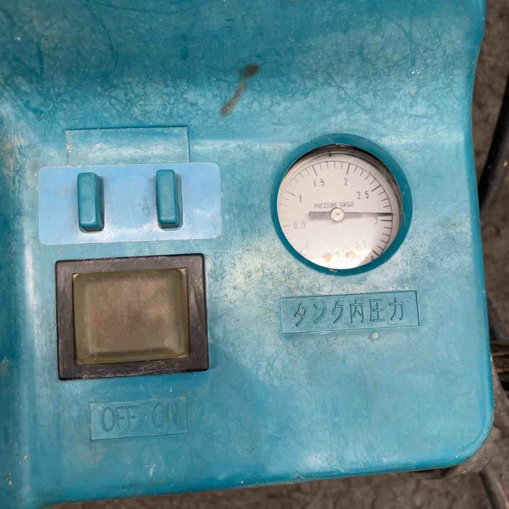 ◇マキタ(makita) 常圧高圧兼用エアコンプレッサー AC3000【鴻巣店】
