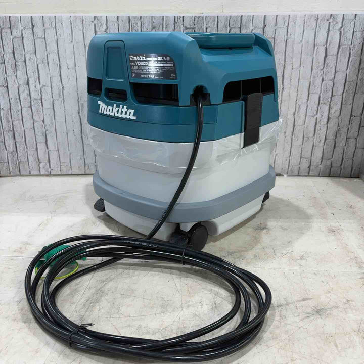 ★マキタ(makita) 集じん機 乾湿両用 VC0820【川口店】
