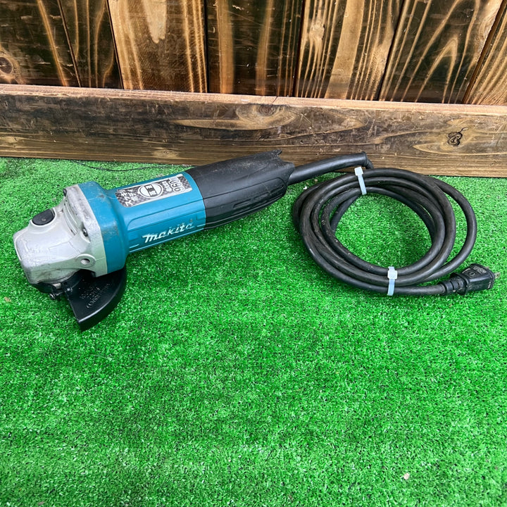 ☆マキタ(makita) 100mmディスクグラインダー GA4031【桶川店】