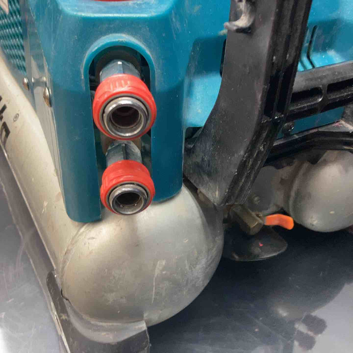 【中古品】マキタ(makita) エアコンプレッサー AC461XLH【川越店】