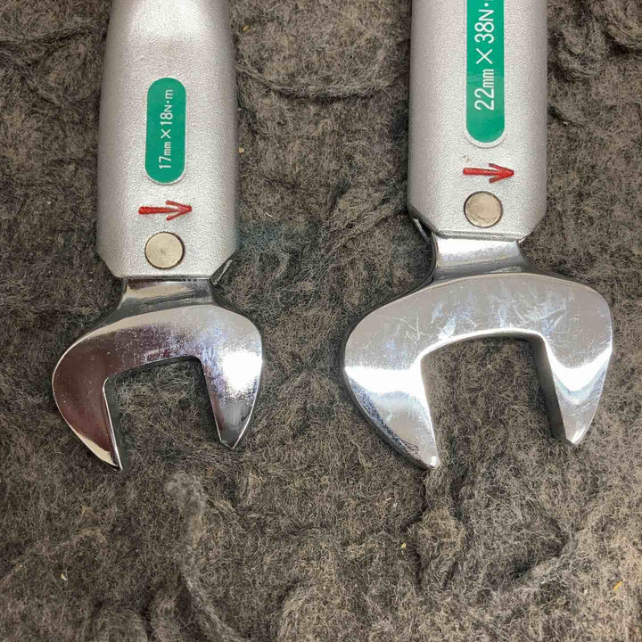 【現状品】 文化貿易工業(BBK) フレアーナット用トルク 17mmx18N・m/22mmx38N・m 2本セット 【鴻巣店】