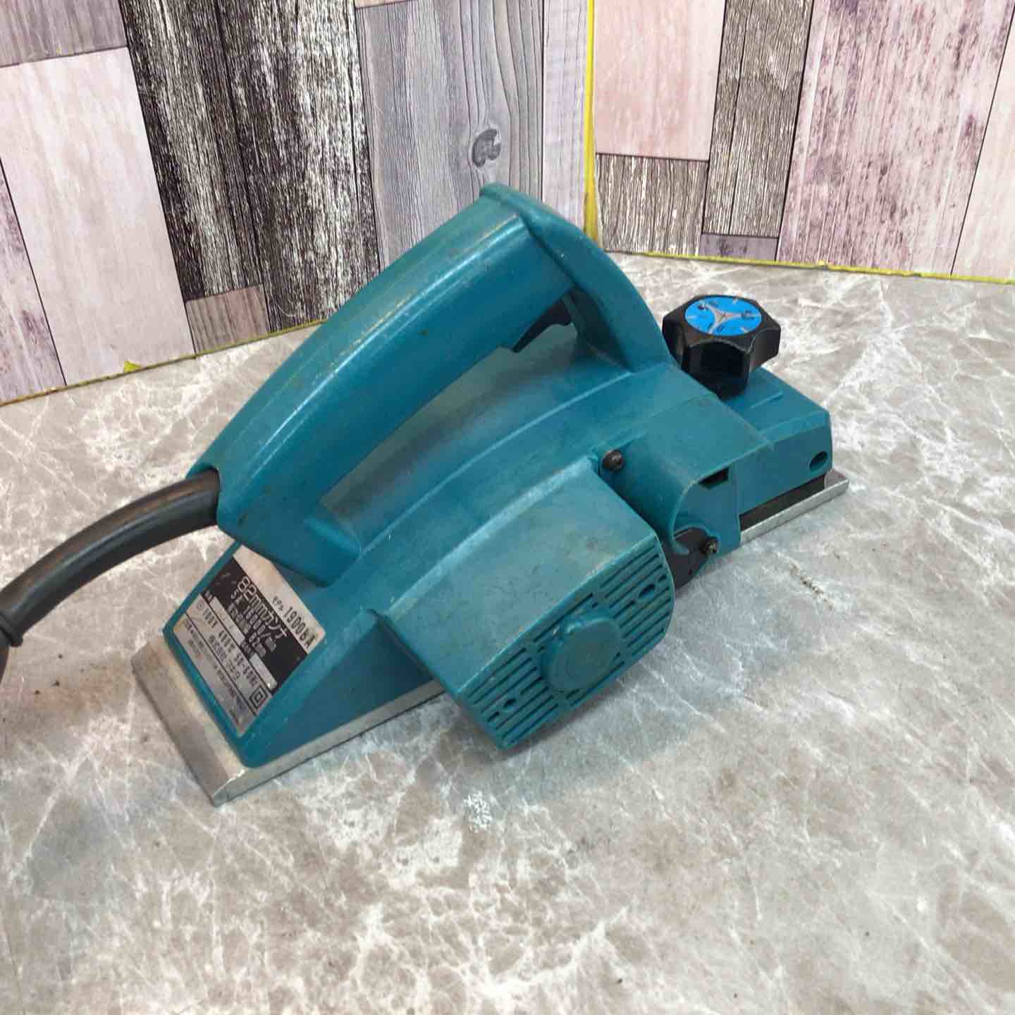 中古品】☆マキタ(makita) 電気カンナ 1900BA 本体のみ【八潮店