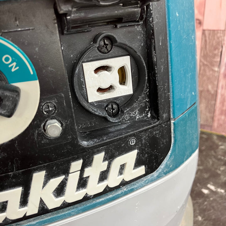 ★マキタ(makita) 集じん機 乾式 VC0830【八潮店】