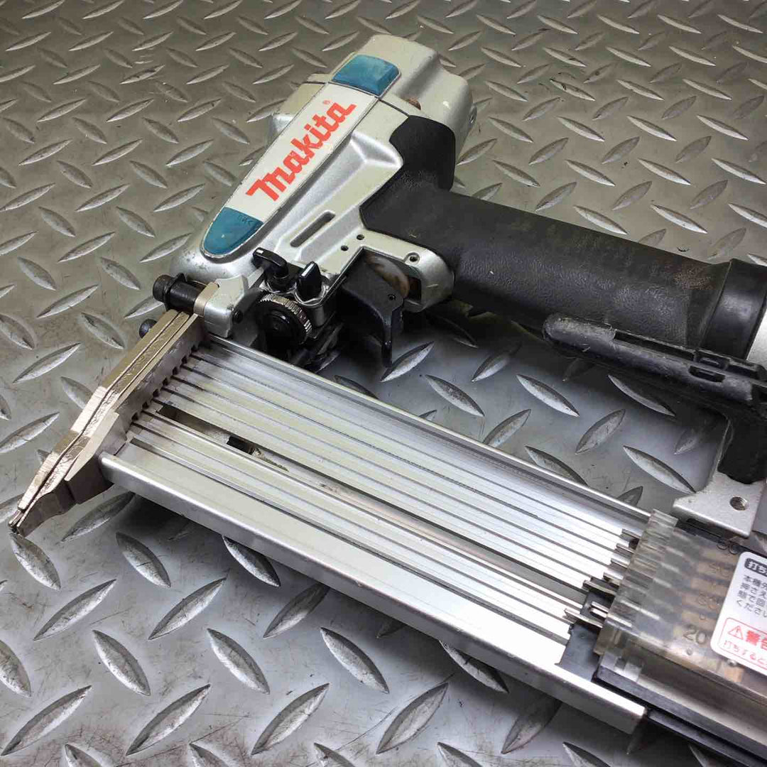 ★マキタ(makita) 常圧フィニッシュネイラ AF502N【川崎店】
