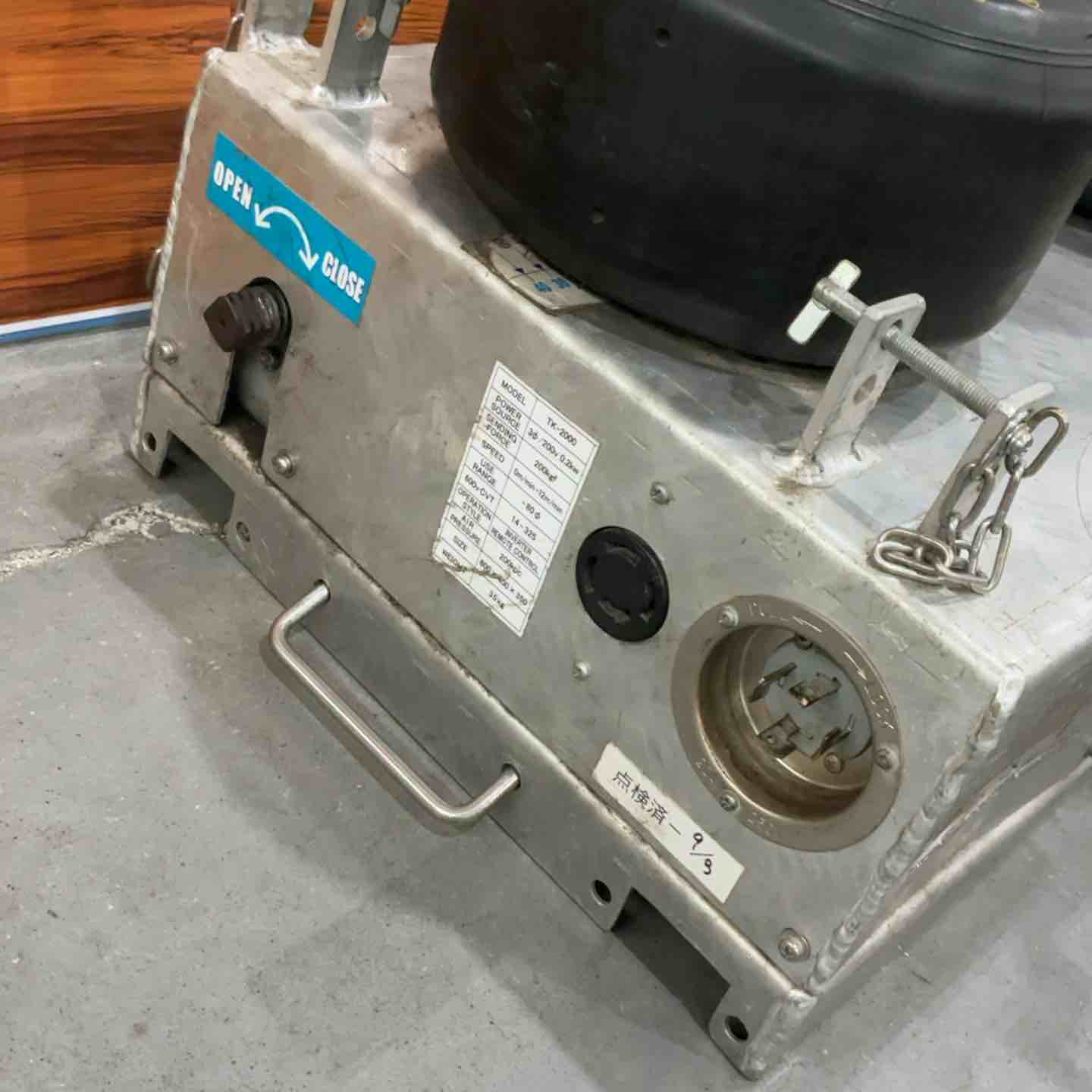 店頭受取り限定】メーカー 型式不明 ケーブル送り機【川口店