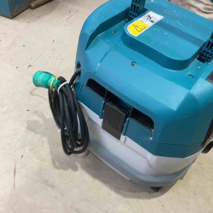 ★マキタ(makita) 集じん機 乾式 VC0830【町田店】