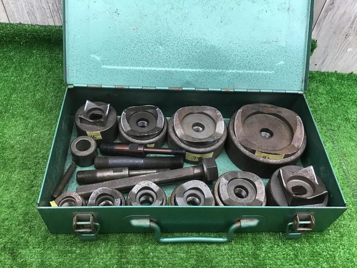 【中古品】油圧パンチダイスセット　角・丸パンチセット　10個　角2個(35～45mm)　丸8個(28～92mm)【富山店】◇N