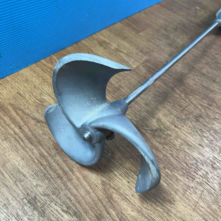 ☆マキタ(makita) かくはん機 UT2204【岩槻店】