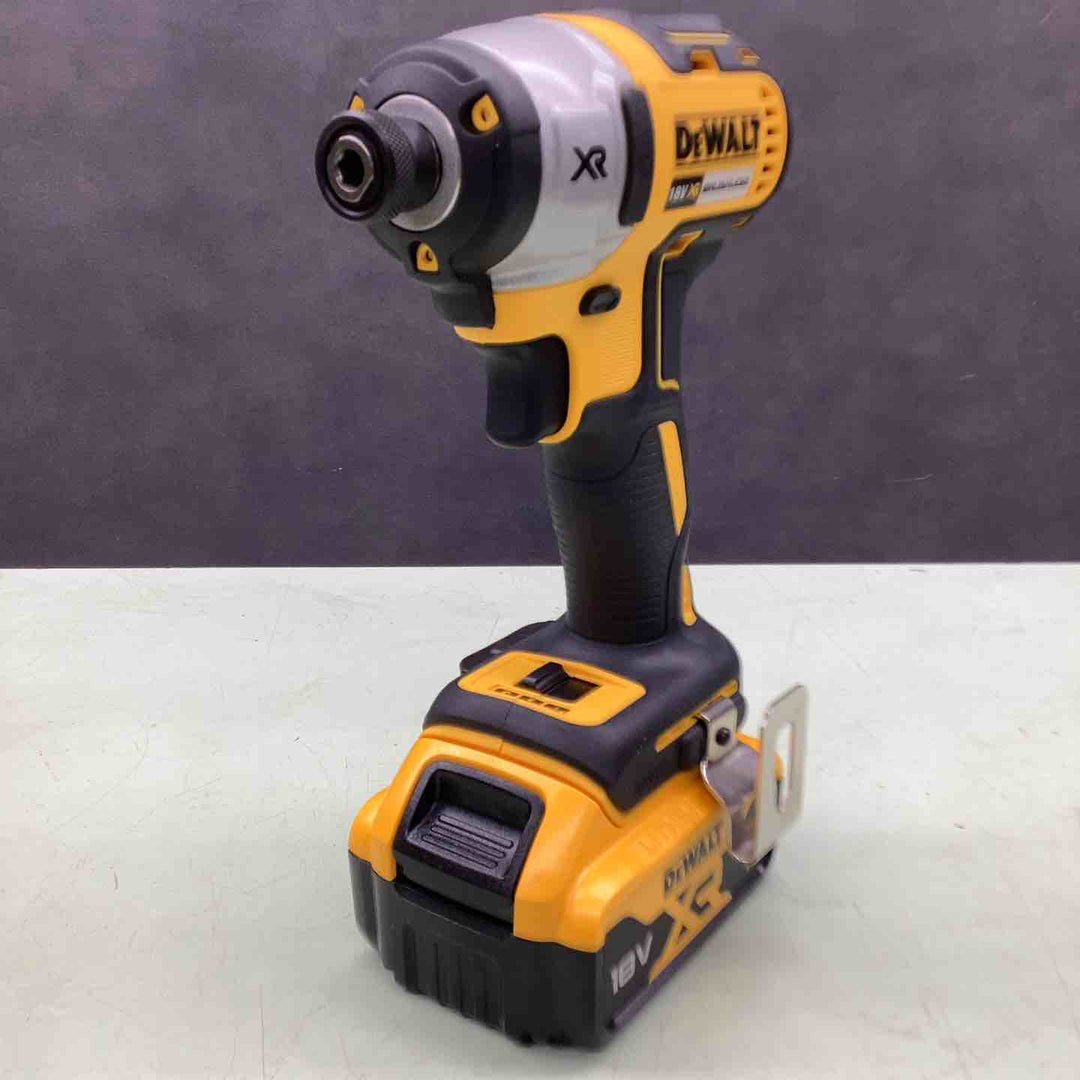 DEWALT インパクトドライバ DCF887M2【越谷店】